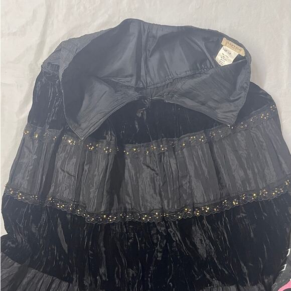 VERTIGO PARIS Vintage 90s Y2K Black Velvet Ruffle Skirt - Boho - Size: 8 - Picture 12 of 15
